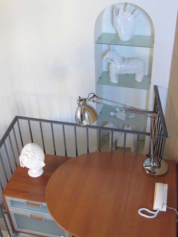 焦维纳佐Casa Torre Di Mactheus Petraro公寓 客房 照片