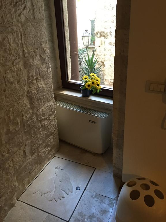 焦维纳佐Casa Torre Di Mactheus Petraro公寓 外观 照片