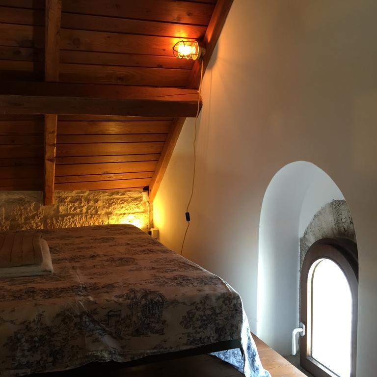 焦维纳佐Casa Torre Di Mactheus Petraro公寓 外观 照片