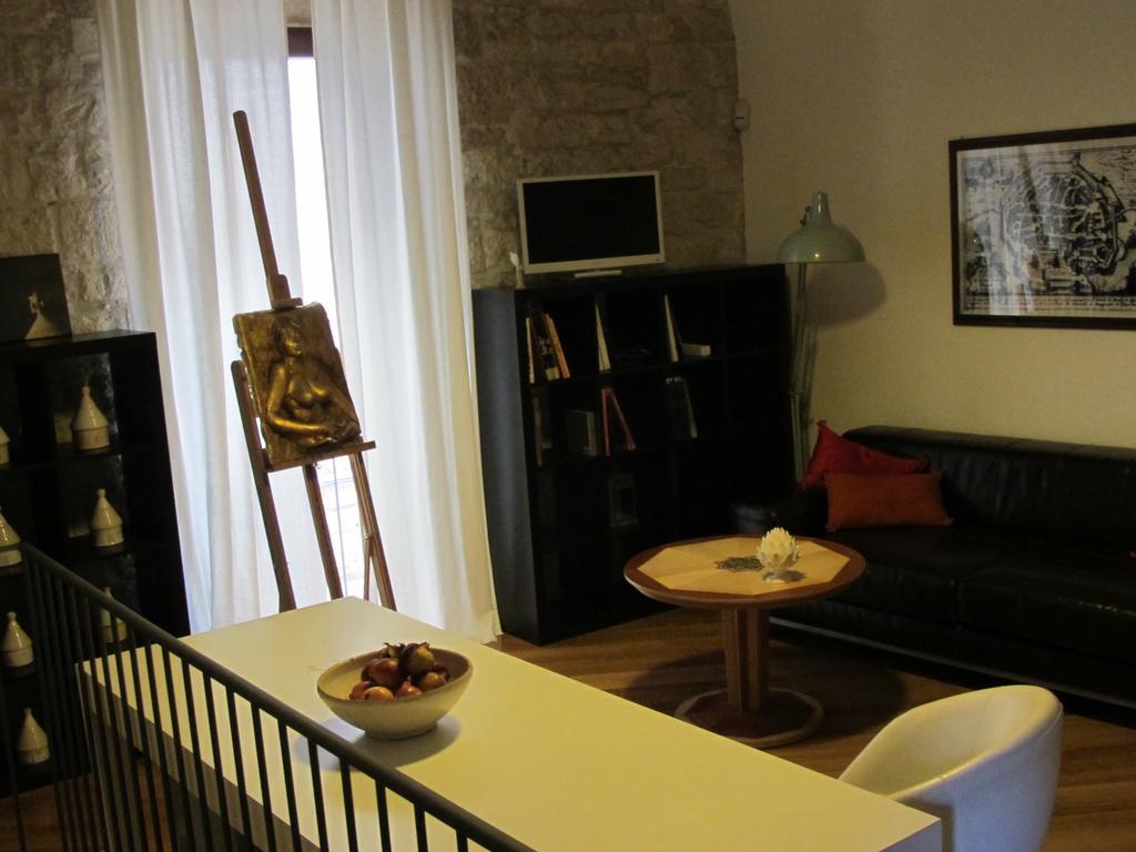 焦维纳佐Casa Torre Di Mactheus Petraro公寓 客房 照片